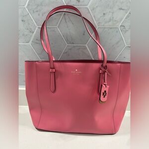 Kate Spade Schuyler Tote Bag soft pink perfect for the Spring!